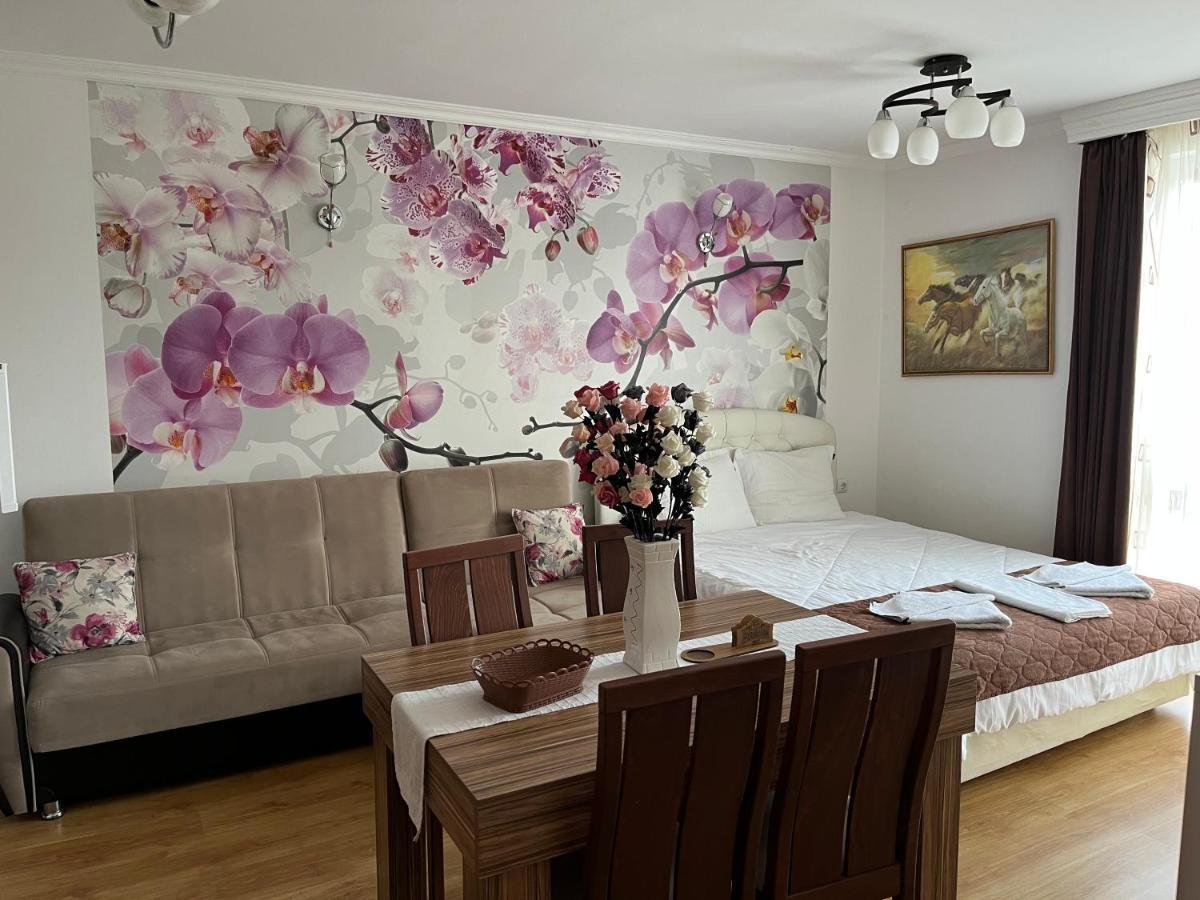 Apart Sweet Homes 5 - Apartments For Guests Sunny Beach Eksteriør billede