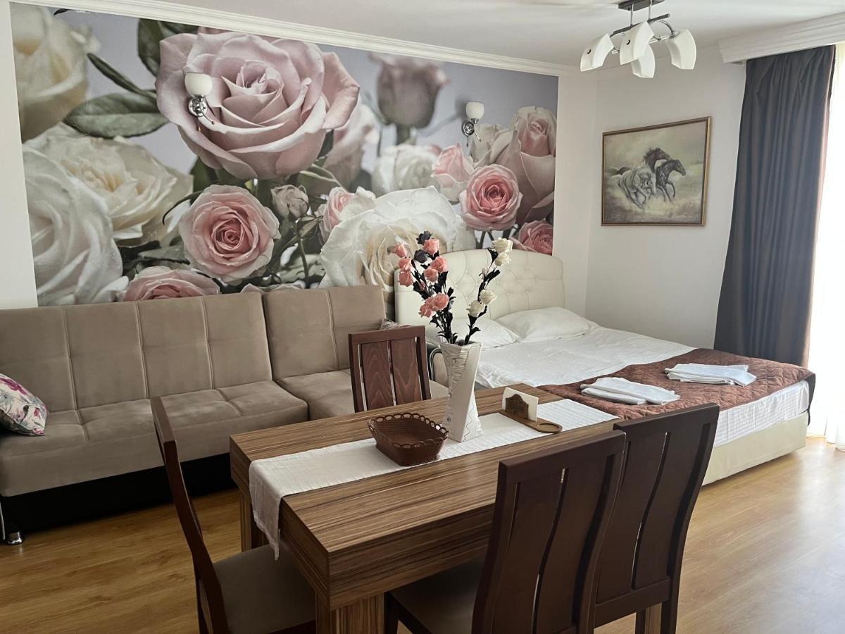 Apart Sweet Homes 5 - Apartments For Guests Sunny Beach Eksteriør billede