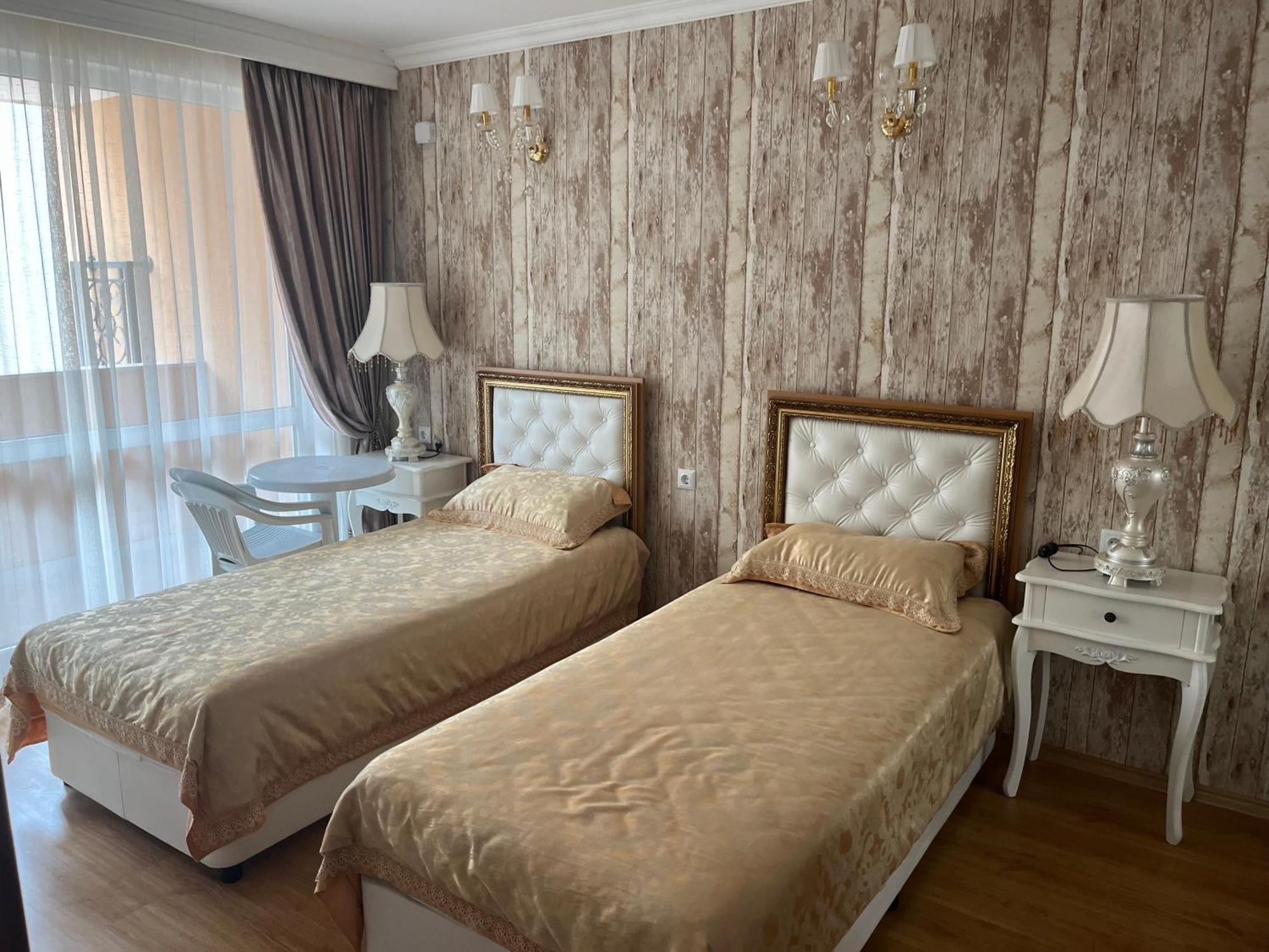 Apart Sweet Homes 5 - Apartments For Guests Sunny Beach Eksteriør billede